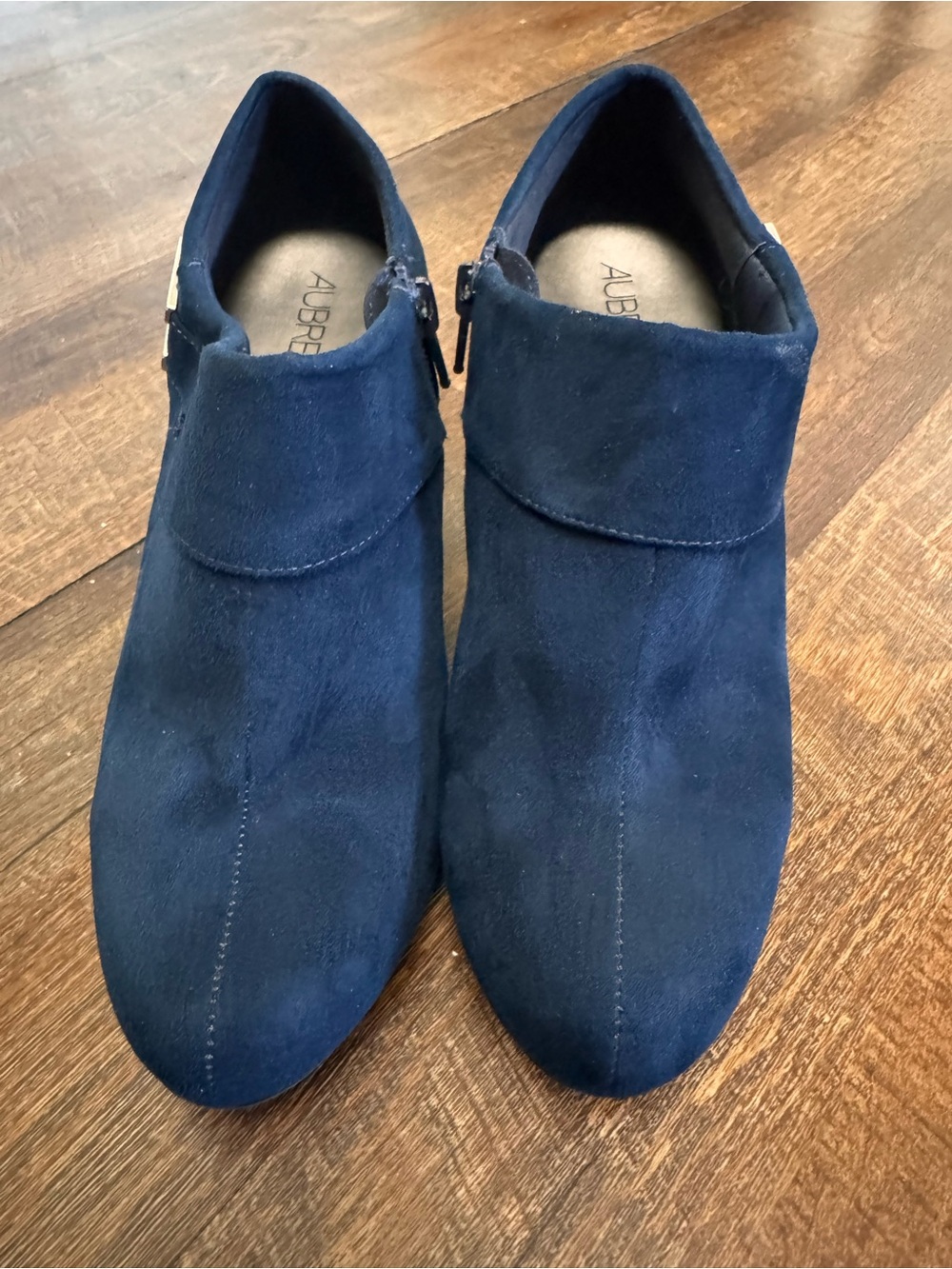 Aubrey Lynn Navy Faux Suede Ankle Booties Block Heel Size 7
